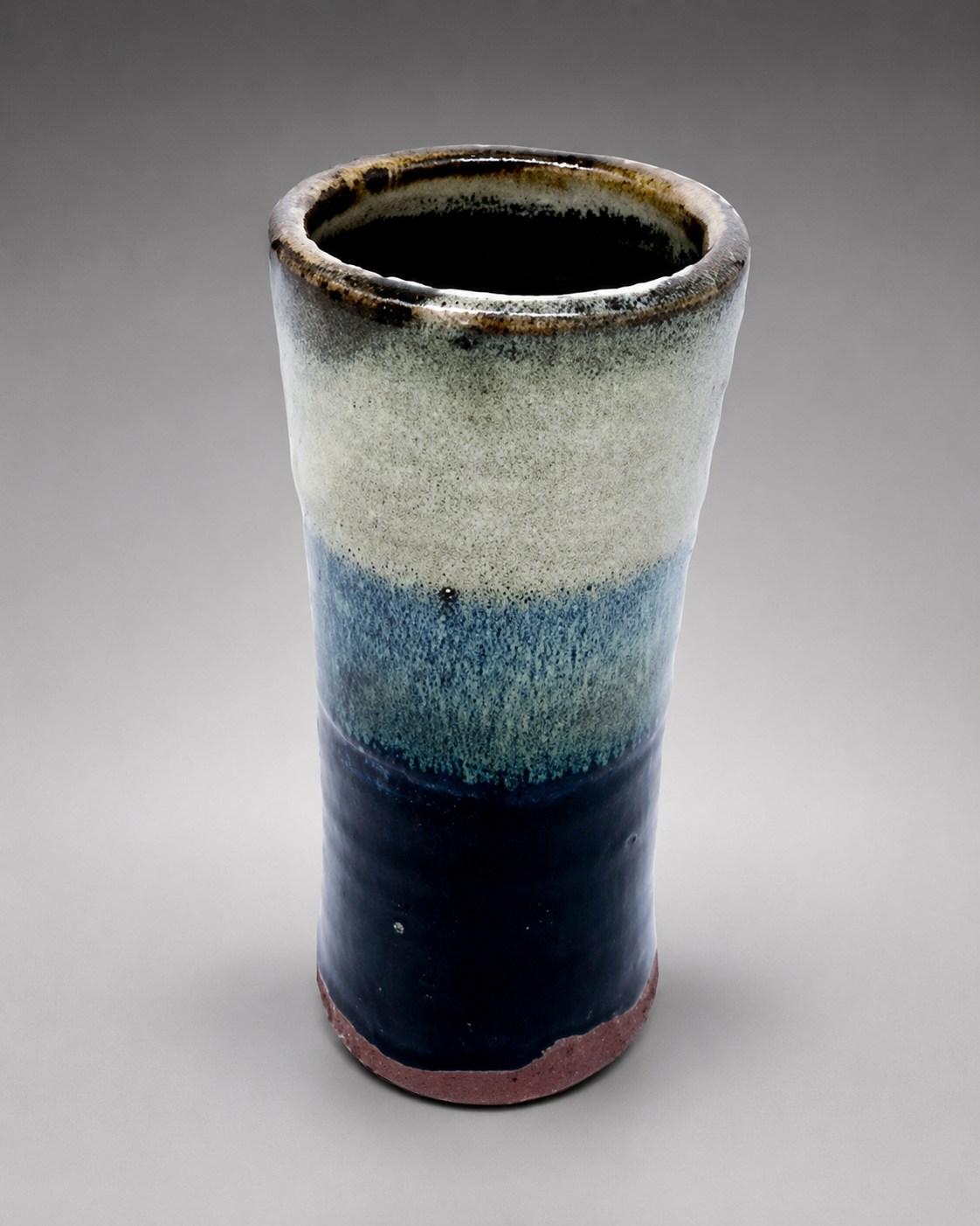Hamada Shoji — Vase, poured glaze. A Cylindrical Stoneware Vase with Three Toned Glaze, Japanese stoneware, Showa period, 20th century.