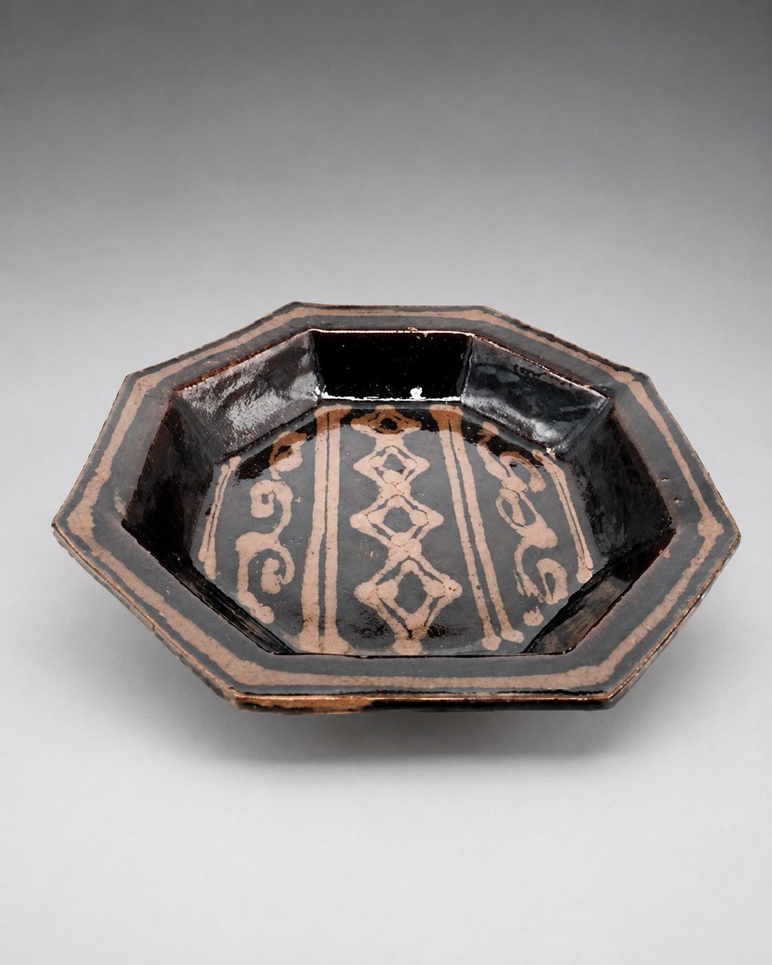 Hamada Shoji — Dish. An Octagonal Stoneware Dish, Japanese stoneware, Showa period, 20th century.