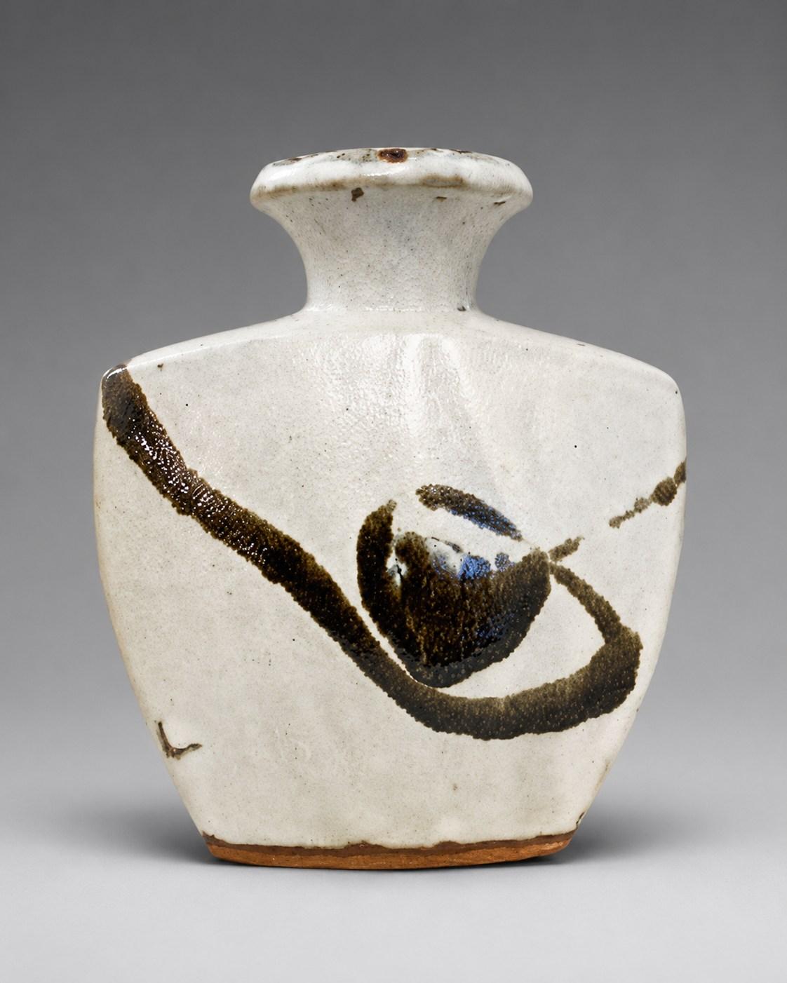 Hamada Shoji — Vase. A Stoneware Bottle Vase with Trailed Design, Japanese stoneware, Showa period, 20th century.